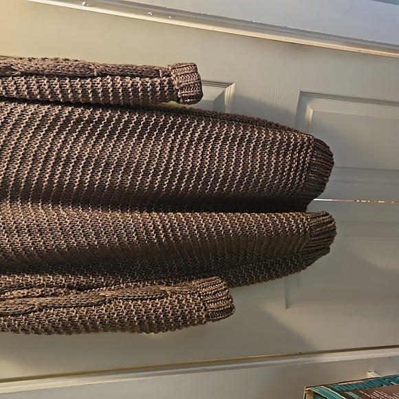 Cardigan - Picture 6 of 8